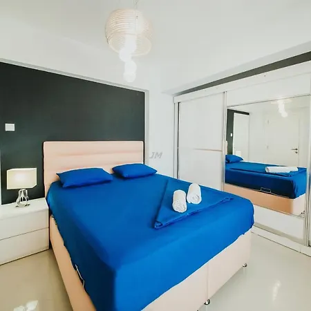 Apartament на берегу моря Caesar Beach D 3-4 Trikomo