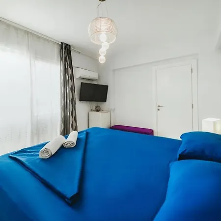 на берегу моря Caesar Beach D 3-4 * Trikomo