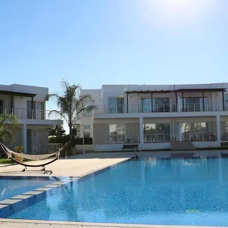 Apartament на берегу моря Caesar Beach D 3-4 Trikomo